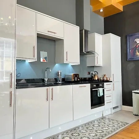 Unique & Luxurious 2 Bedroom City Centre Apartment Ноттингем Экстерьер фото